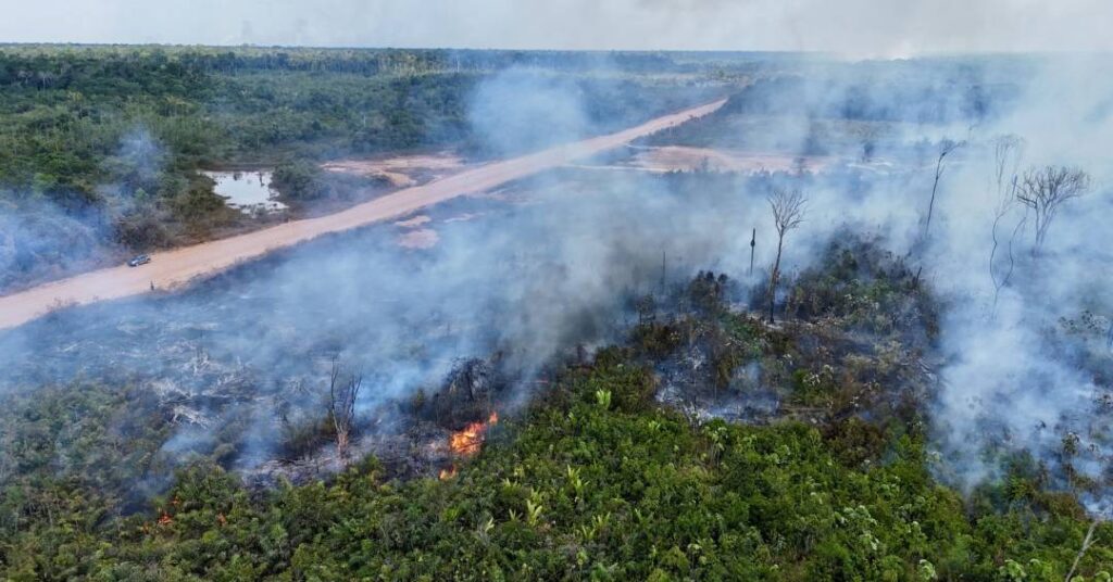 Depois da derrubada do IOF, Câmara pode votar licenciamento ambiental