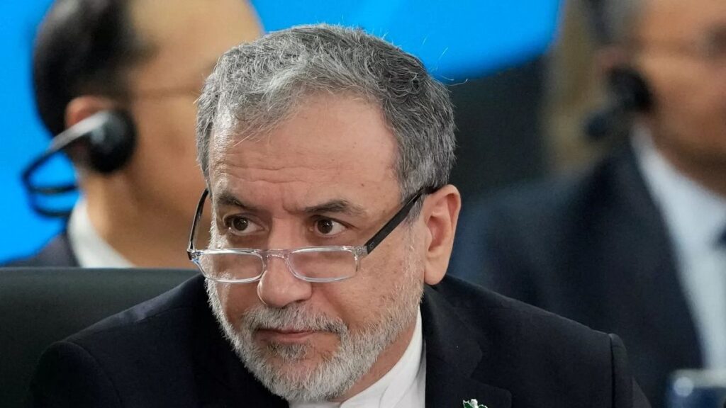 Irão e três potências europeias vão retomar negociações nucleares
