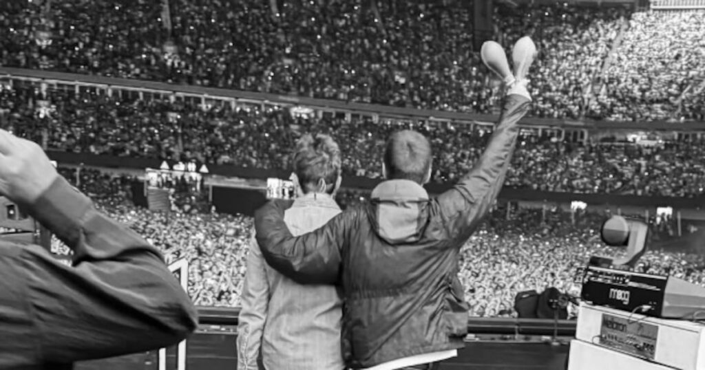 Oasis deixa fãs em êxtase em primeiro show da turnê que passará por São Paulo; veja vídeo