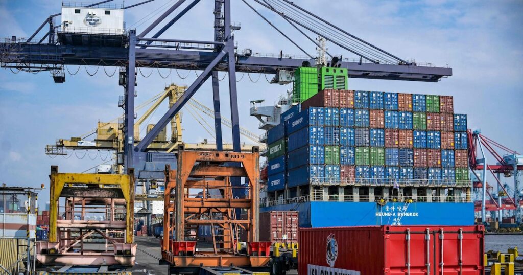 Tarifas de Trump: Quais países já receberam carta do presidente americano com novas taxas