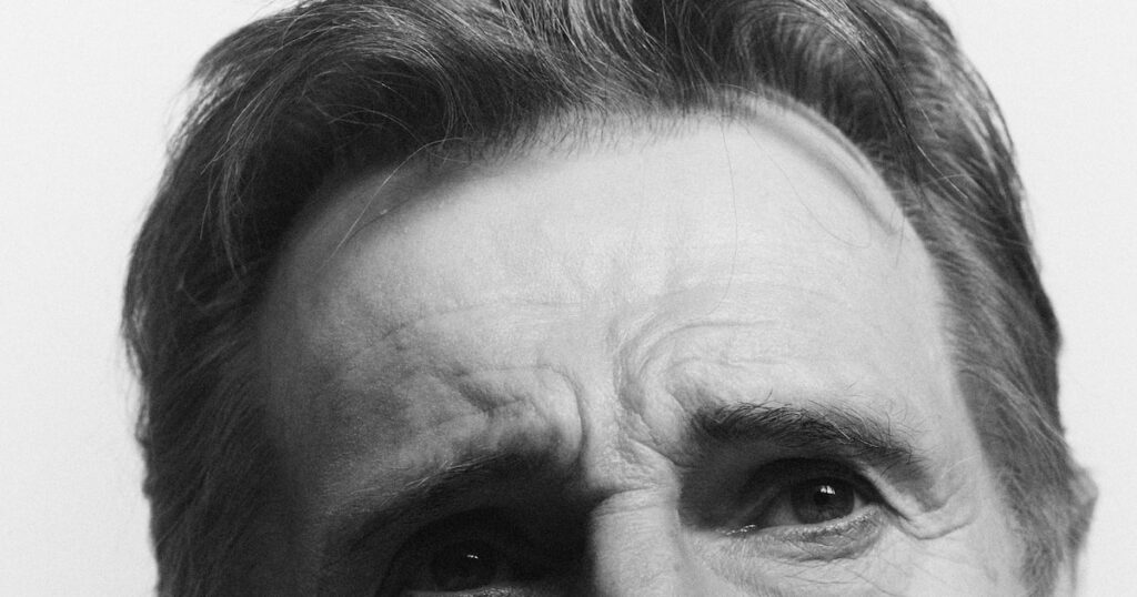 A mais nova habilidade de Liam Neeson: fazer você gargalhar; ele fala sobre humor, medo e novo filme