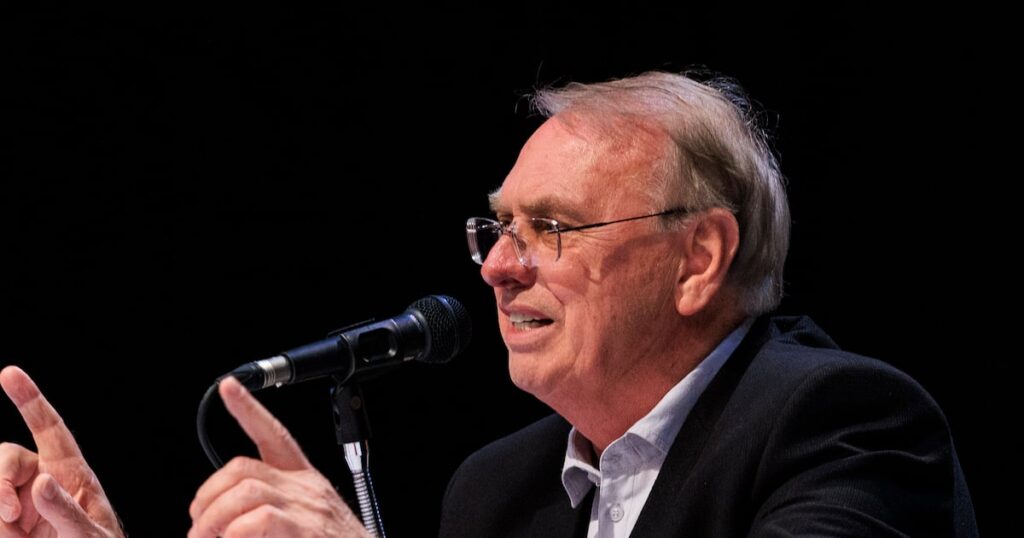 Corinthians negocia troca de naming rights da arena com 3 empresas, diz Stábile após eleito