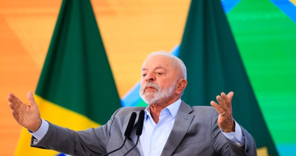 Lula reage a Trump e diz que sempre esteve aberto ao diálogo, mas trabalha para responder tarifaço