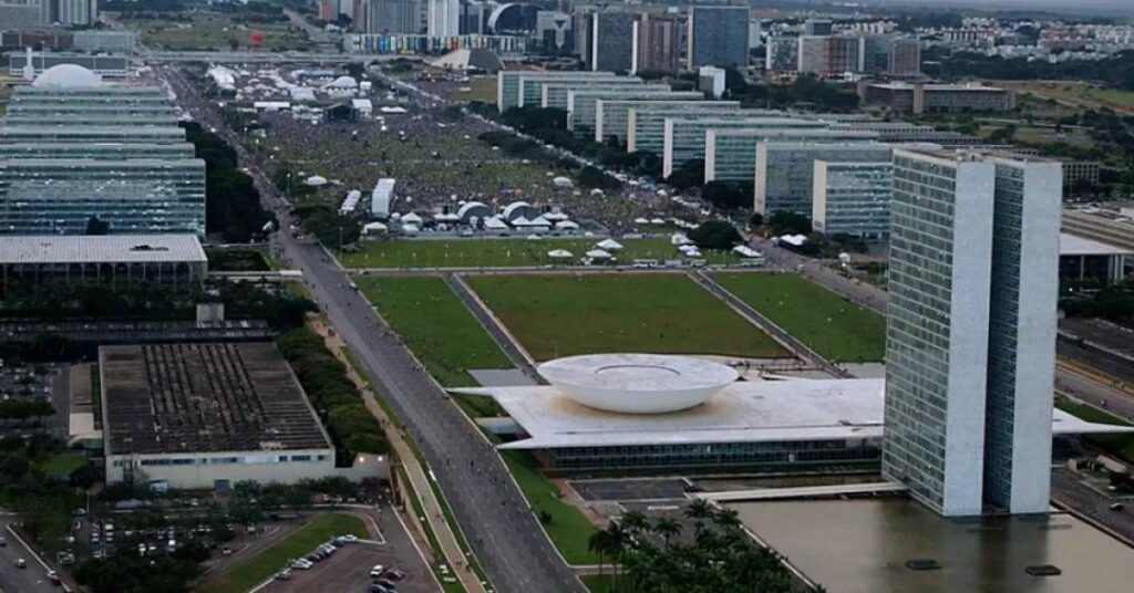 STF manda isolar Esplanada dos Ministérios, após prisão de Bolsonaro