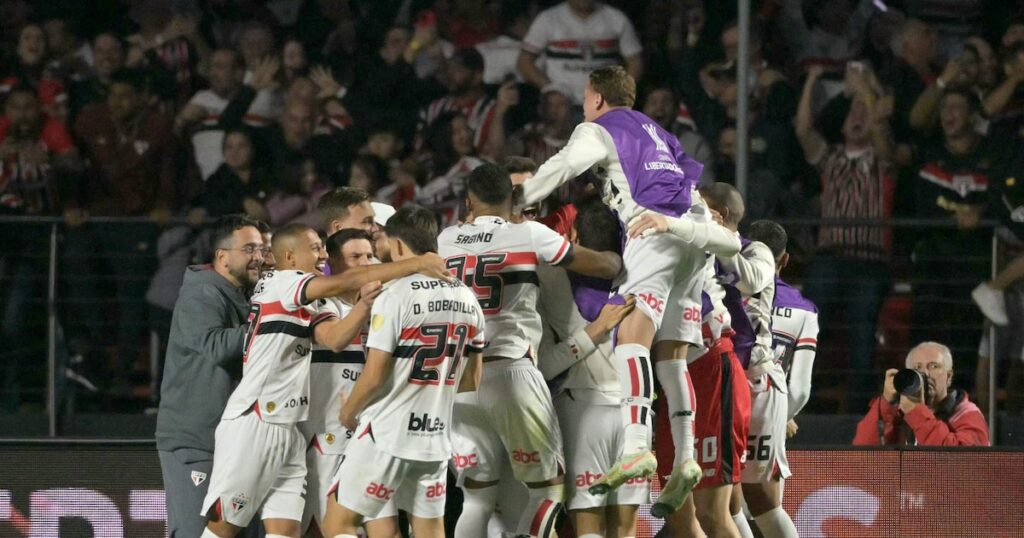 São Paulo reanima temporada de aperto e vê futebol aliviar bastidor político