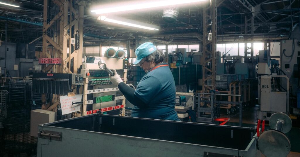 Tarifas de Trump põem em risco a espinha dorsal da cadeia global de peças para automóveis