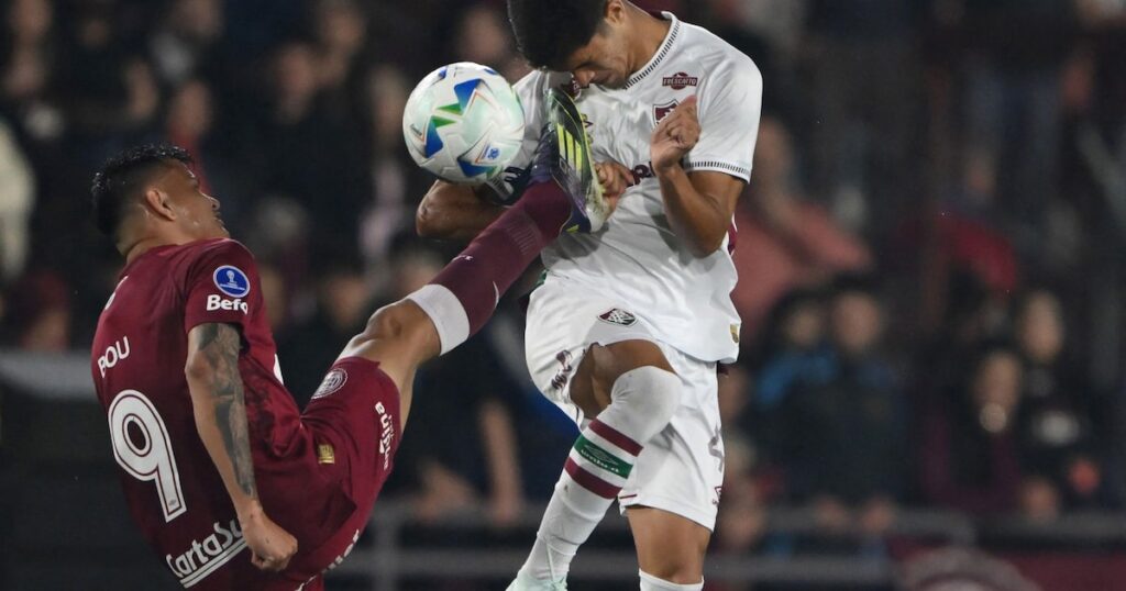 Fluminense sofre gol no fim e precisará de virada contra o Lanús no Maracanã pela Sul-Americana