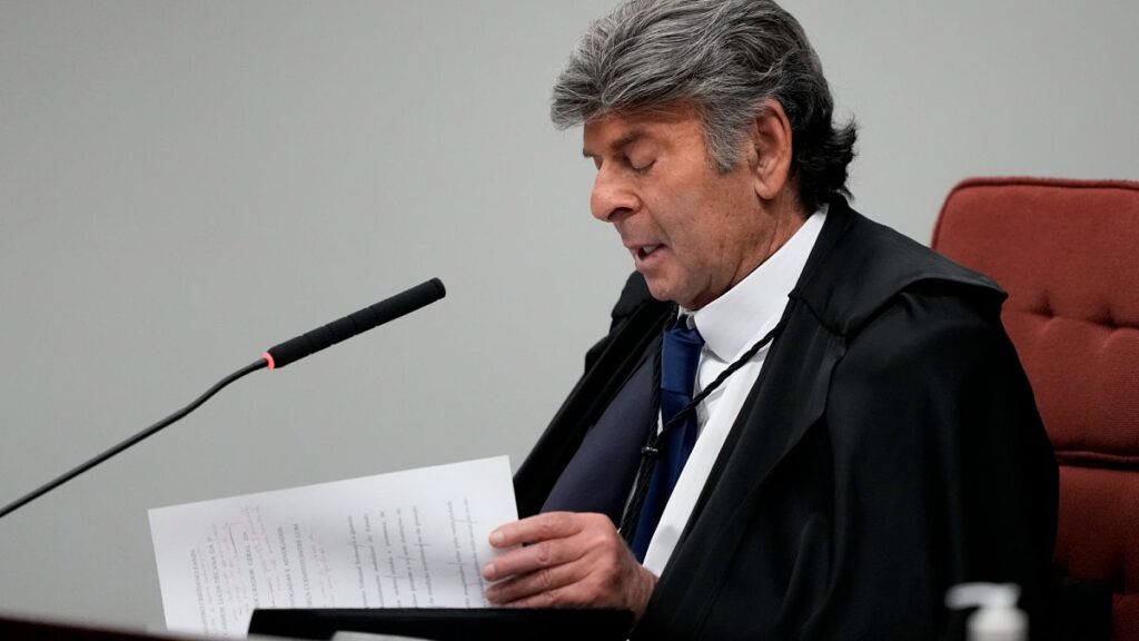 Juiz pede anulação do processo contra Bolsonaro e descarta crime de organização criminosa