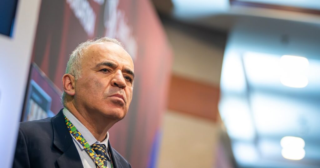 Kasparov: ‘Estamos terceirizando a inteligência e perdendo a intuição’; e não é só no xadrez