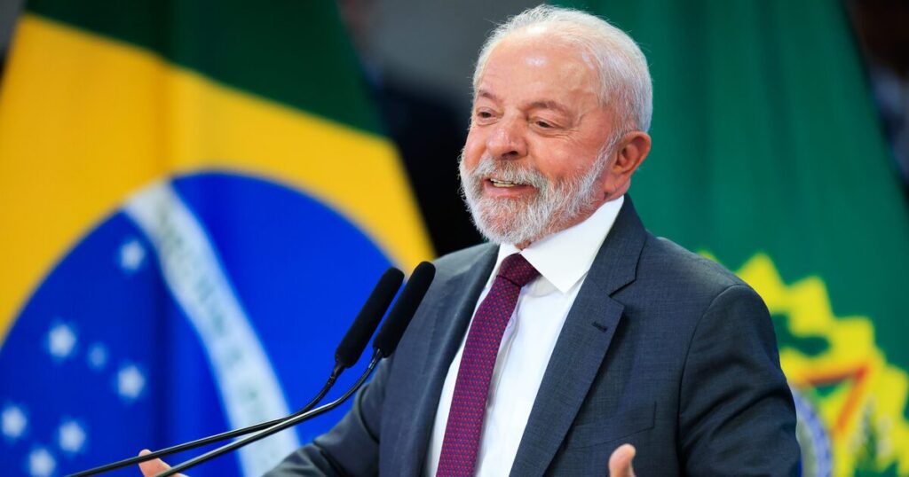 Lula diz que Brasil tem ‘problema’ com a taxa de juros: ‘Vamos ter que cuidar para ela baixar’