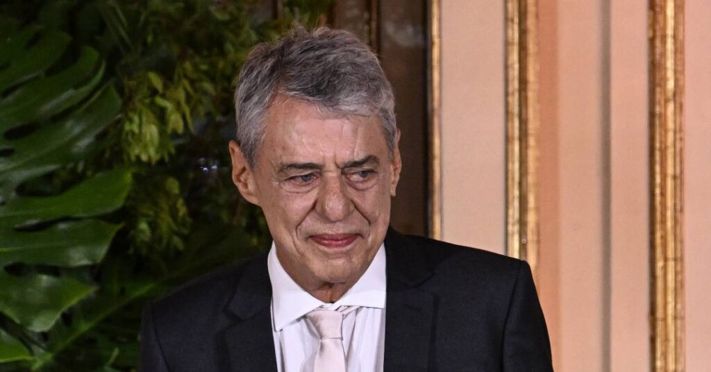 O processo de Chico Buarque contra Ratinho