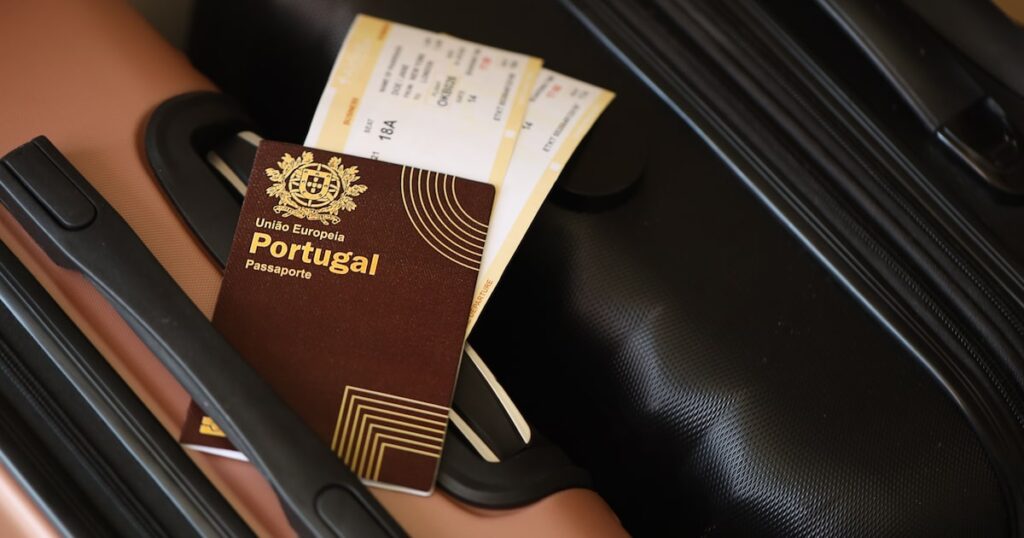 Portugal aprova lei que endurece regras para imigrantes; veja como os brasileiros serão afetados