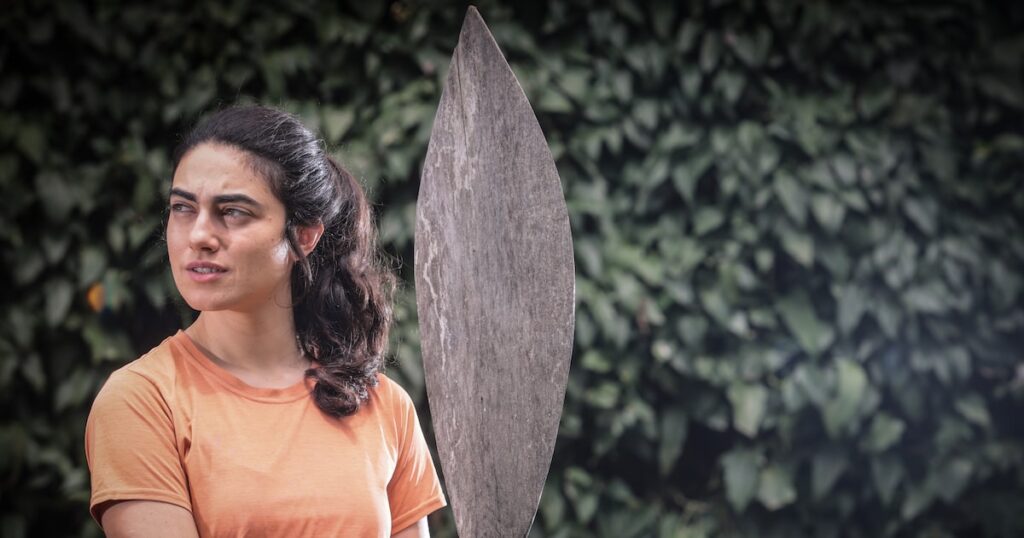 Tamara Klink cruza rota mortal, testemunha Ártico em colapso e inspira ‘travessias pessoais’
