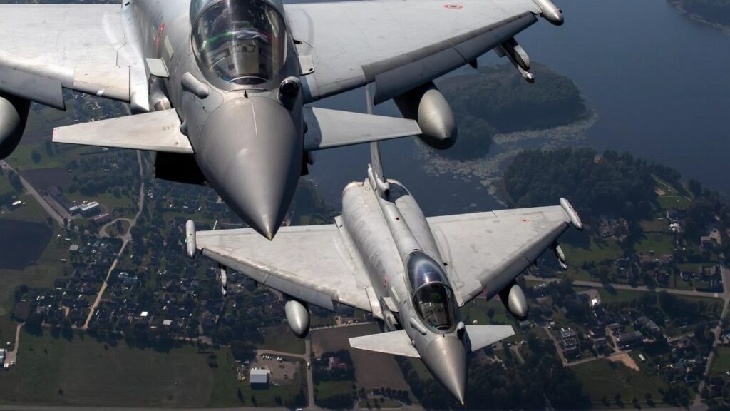 Turquia e Reino Unido assinam acordo de 9 mil milhões de euros para compra de 20 jatos Eurofighter