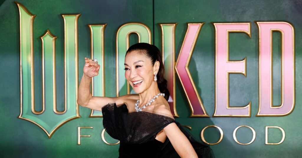 Michelle Yeoh vai receber o Urso de Ouro no Festival de Berlim 2026; relembre seus filmes