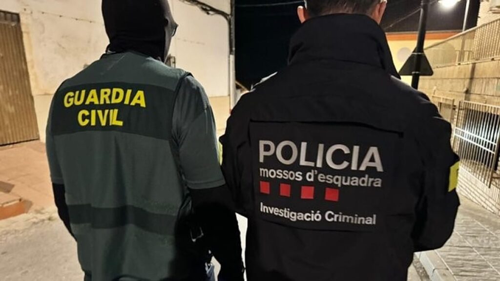 Pais que venderam a filha de 14 anos por 5.000 euros e whisky detidos em Navarra