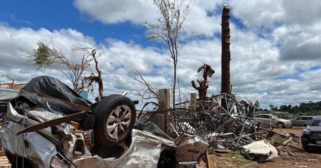 Tornado que atingiu o Paraná é reclassificado para categoria mais severa