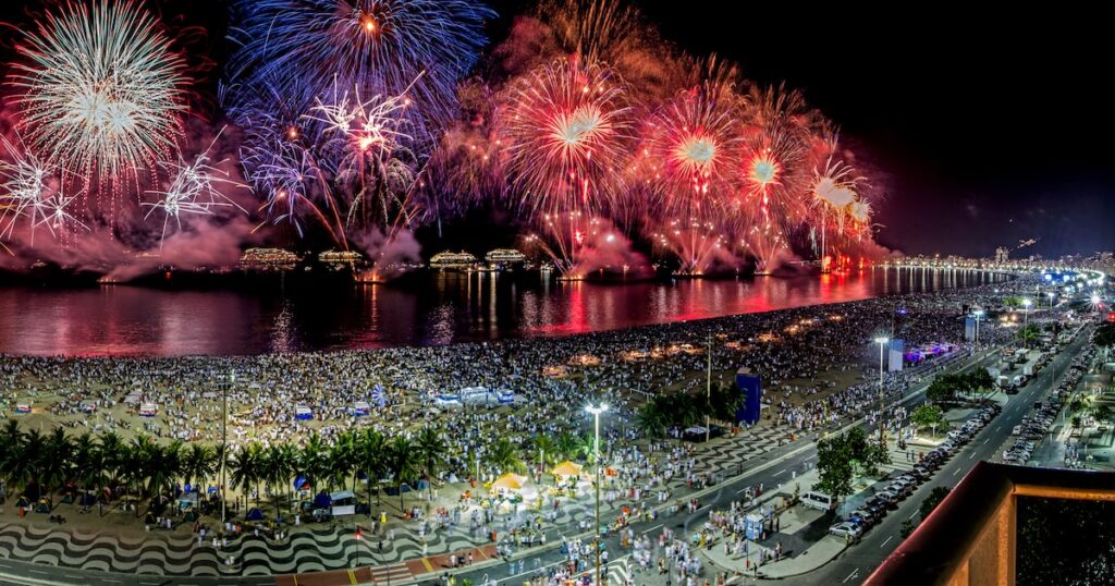 Feriados em 2026: somente um ocorre no fim de semana; veja datas e oportunidades de emendas