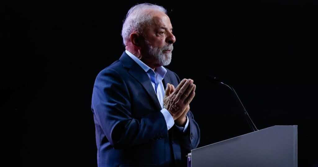 Lula liga para Trump e pede avanço na retirada de tarifas; veja o que foi discutido