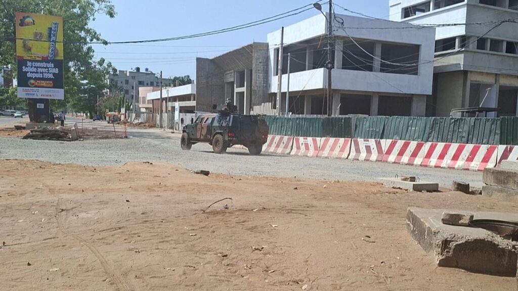 Ministro do Interior do Benim diz que tentativa de golpe militar foi frustrada