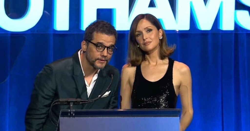 Web reage a Wagner Moura apresentando prêmio em inglês no Gotham Awards