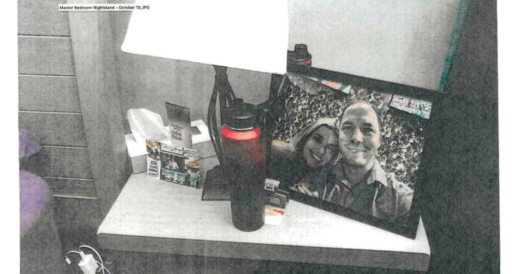 Americano acusado de tramar morte da esposa com babá brasileira é julgado nos EUA