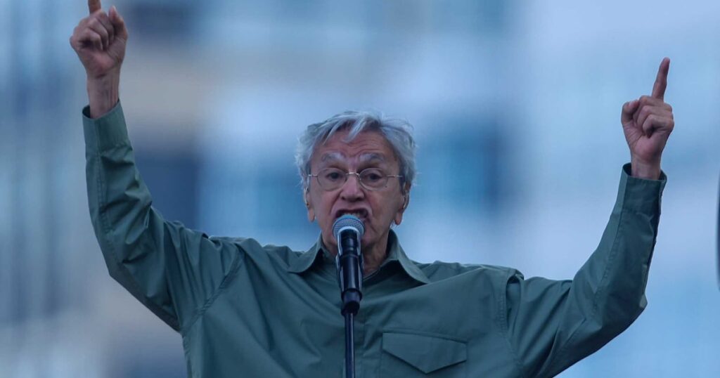 Caetano Veloso elogia ‘O Agente Secreto’ e diz que Wagner Moura ‘é divino’
