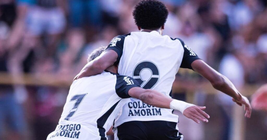 Corinthians leva susto, mas se recupera e garante vaga na segunda fase da Copinha em 1º do grupo