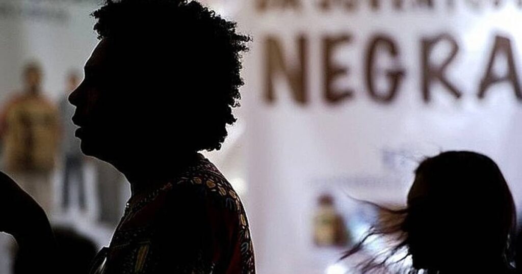 Processos por racismo no Brasil batem recorde em 2025