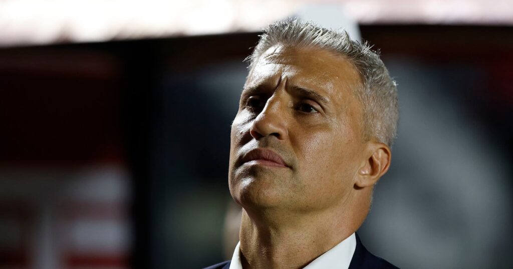 Crespo destaca a intensidade do São Paulo na vitória sobre o Grêmio: ‘É preciso correr e lutar’