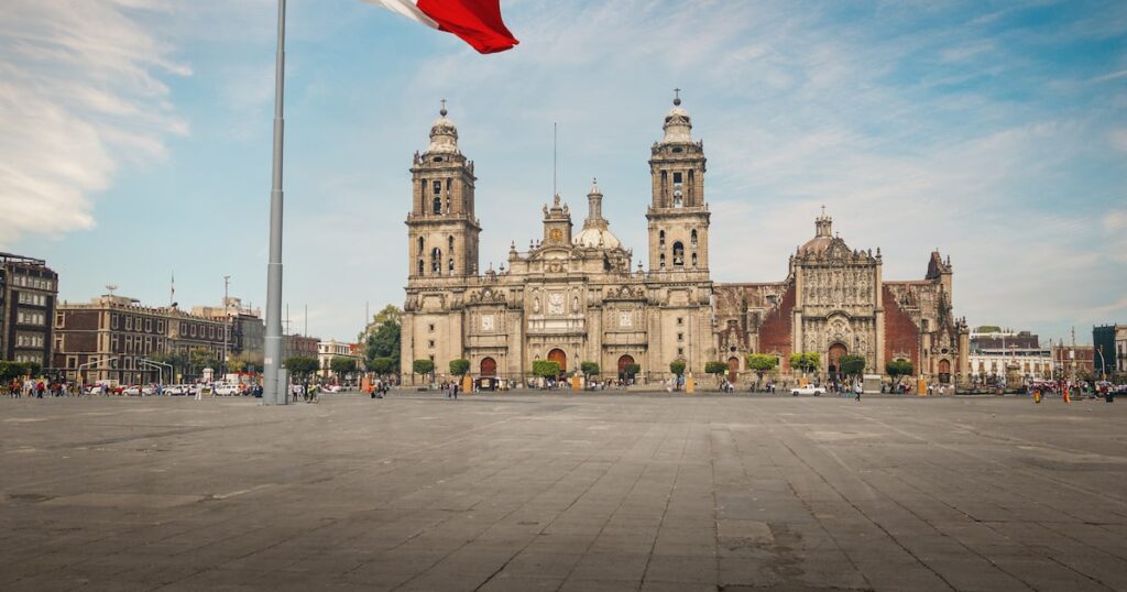 México retoma visto eletrônico para brasileiros; veja o que muda