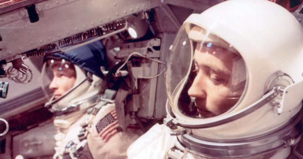 Morre James McDivitt, astronauta que preparou a missão da Nasa à Lua