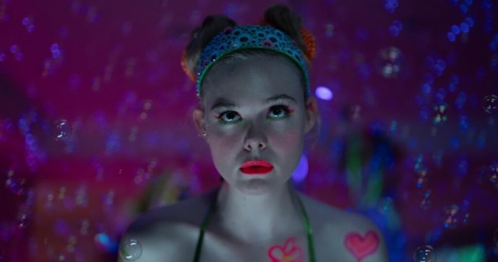 Elle Fanning revela por que criou conta no OnlyFans; atriz estrela nova série da Apple TV+
