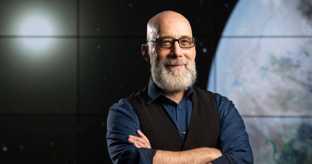 Não dá para empurrar IA goela abaixo, diz astrofísico premiado que foi consultor em filme da Marvel