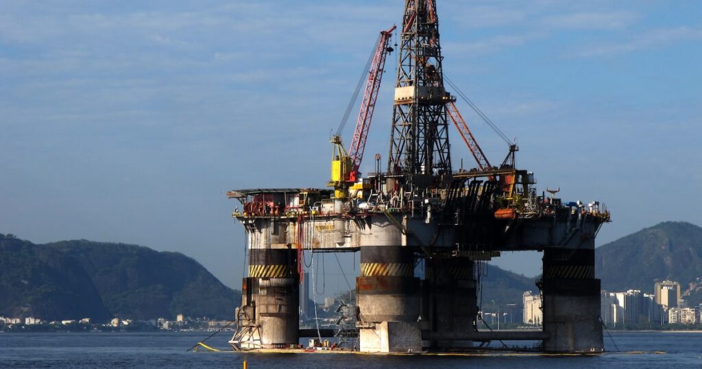 Petróleo: o governo reduz a atratividade do Brasil ao recriar Imposto de Exportação
