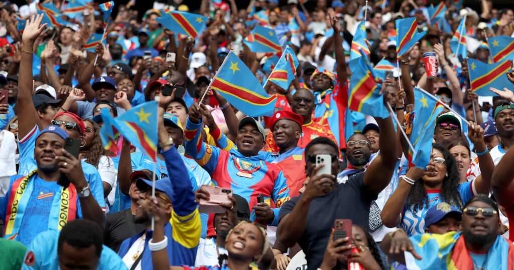 RD Congo supera Jamaica na prorrogação, volta à Copa após 52 anos e encara Portugal na estreia
