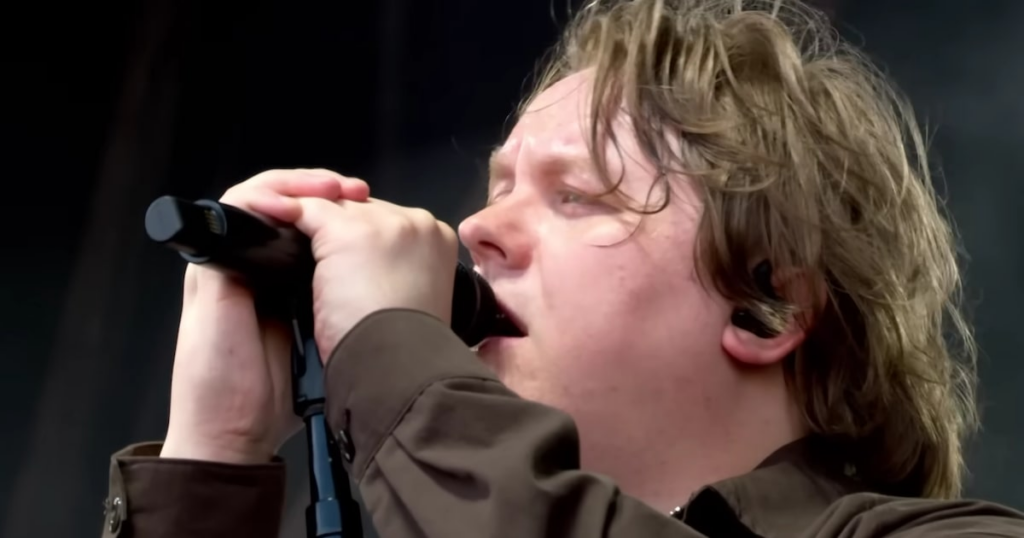 Setlist da Lewis Capaldi no Lollapalooza 2026: Veja quais músicas o cantor vai apresentar no show