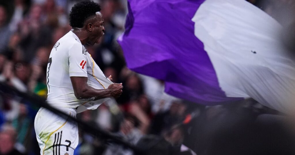 Vinicius Junior marca dois, e Real Madrid vence o clássico espanhol contra o Atlético