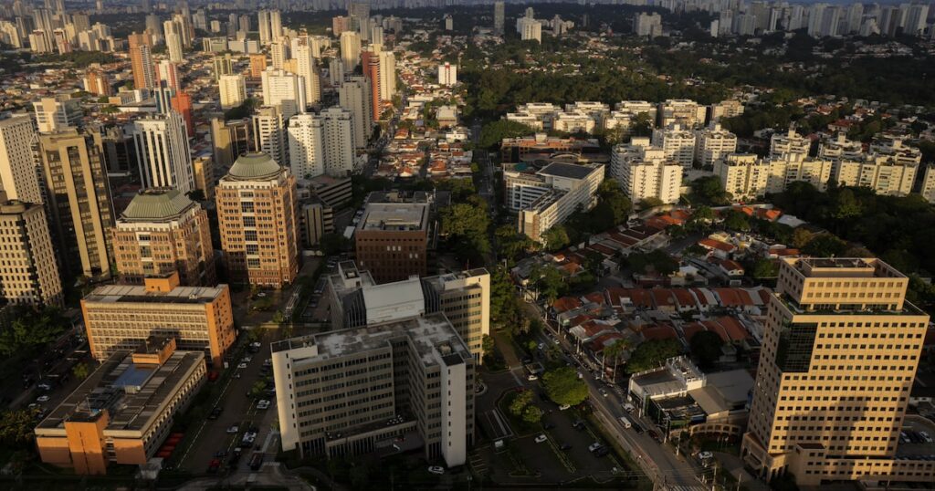 Como fica a previsão do tempo em SP no fim de semana?