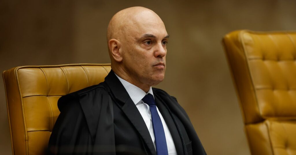 Moraes suspende por 120 dias início de execução penal de advogada presa pelo 8 de Janeiro