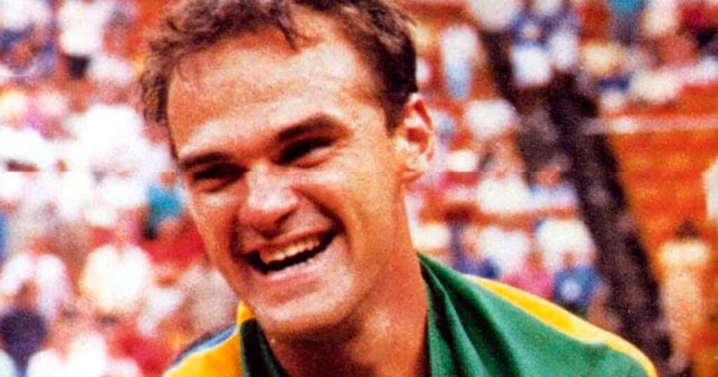 Técnico do Warriors manda condolências à família de Oscar Schmidt antes de jogo da NBA