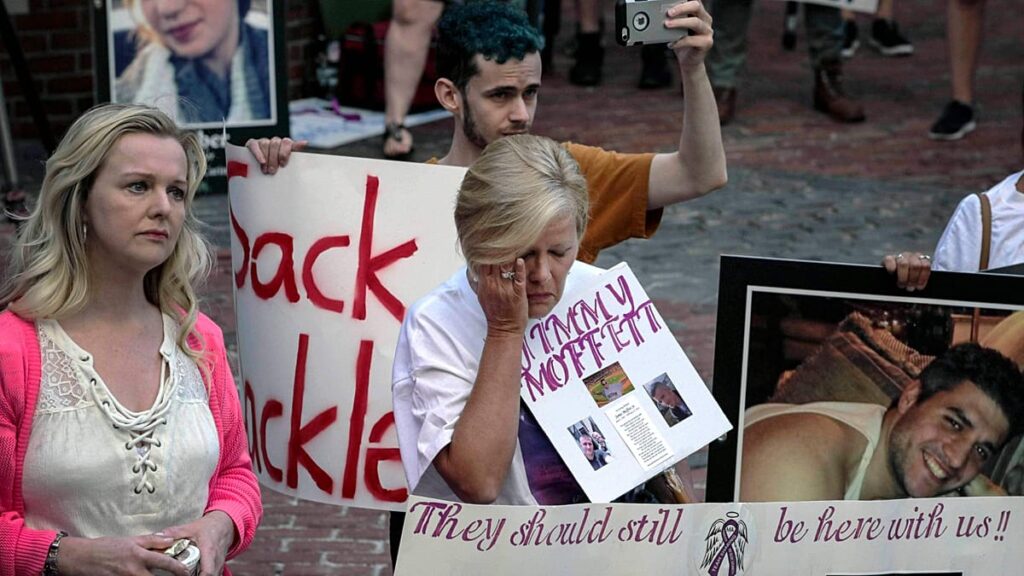 Vídeo. Estados Unidos: famílias denunciam após sentença à Purdue Pharma