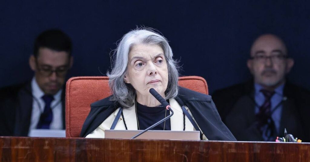 A cobrança de Cármen Lúcia sobre mais mulheres no STF