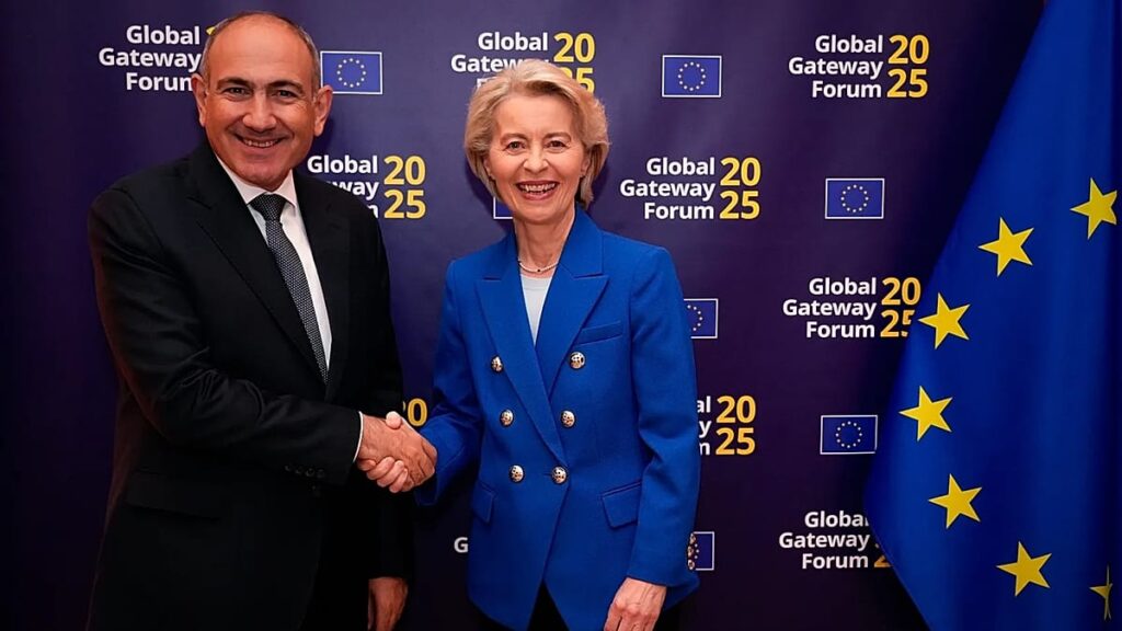 Arménia: Von der Leyen visita Pashinyan em Erevã após voto pró-UE