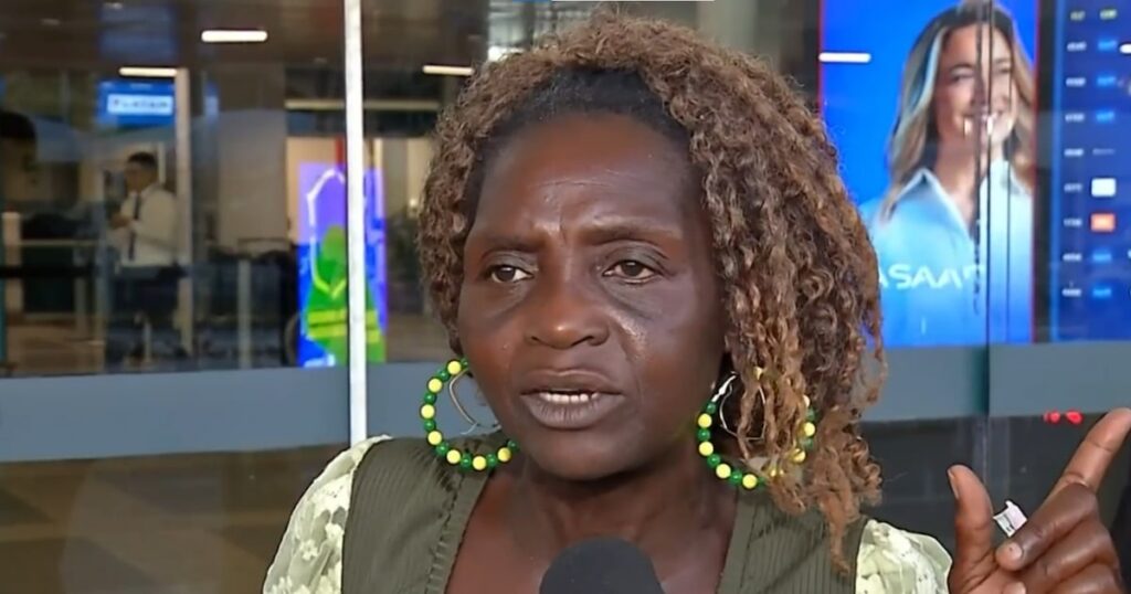 Barrada no Panamá, imigrante mora em aeroporto há 6 meses e espera documentos para reencontrar filho