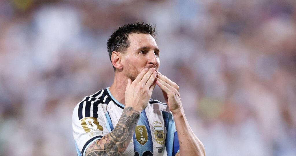 Messi comemora estreia igualando recorde na artilharia das Copas: 'Foi um momento muito bonito'