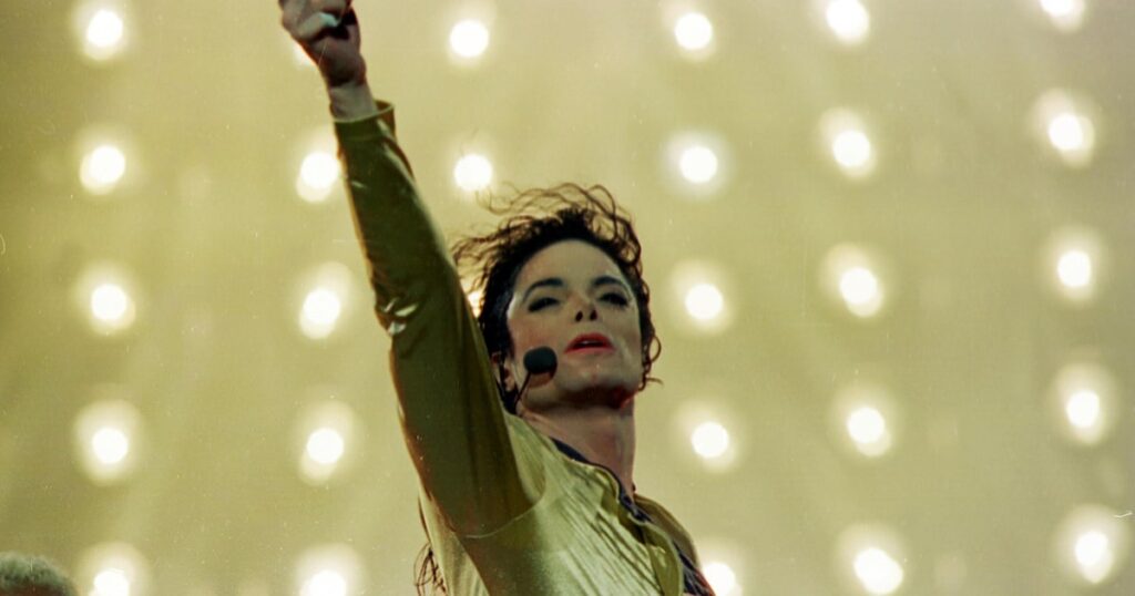 Michael Jackson pagou dívida com clínica, mostrada em novo documentário