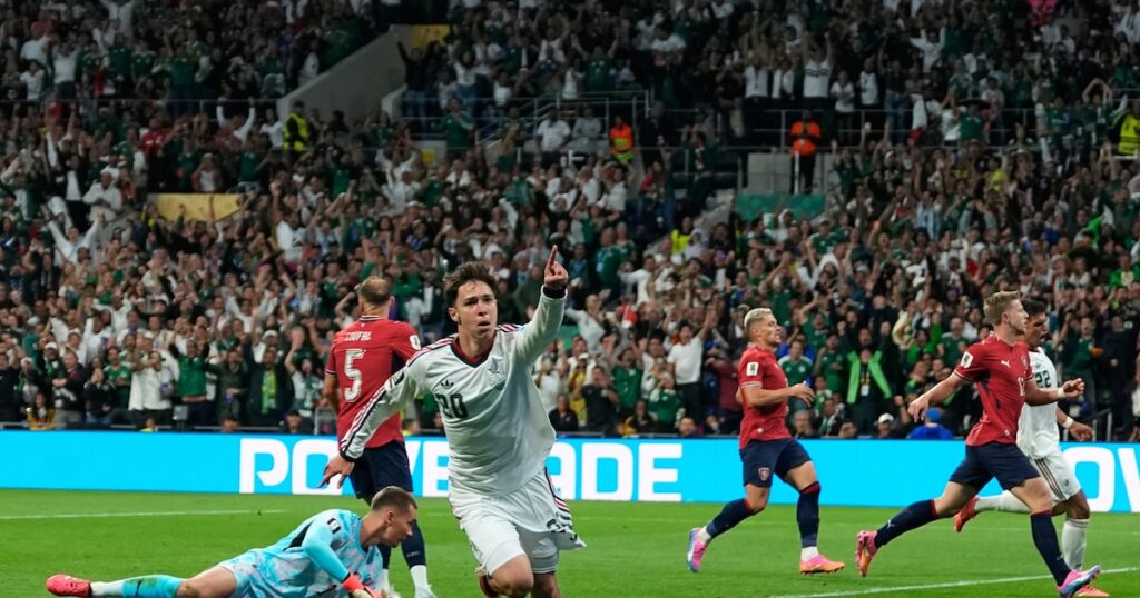 República Tcheca 0 x 3 México na Copa 2026: assista aos gols e melhores momentos