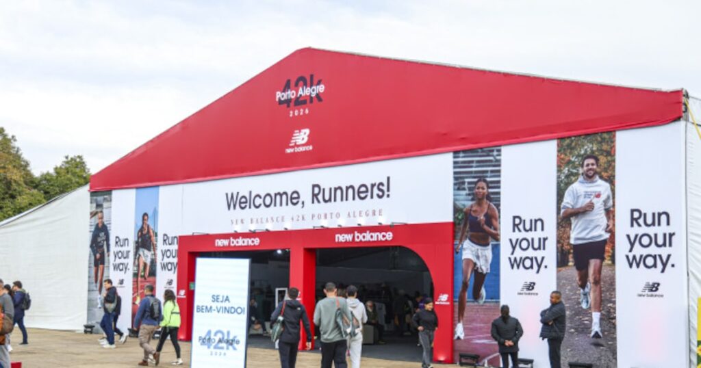 Exclusivo: New Balance tem salto de 236% nas vendas da loja da NB 42K Porto Alegre