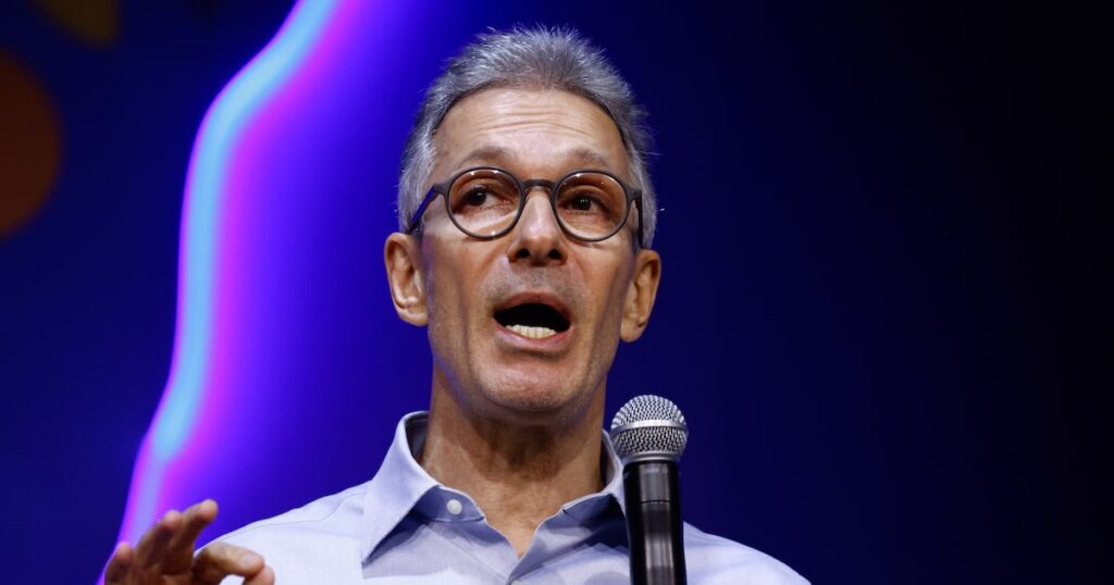 Novo confirmará candidatura de Zema na convenção, mas deve adiar definição sobre vice
